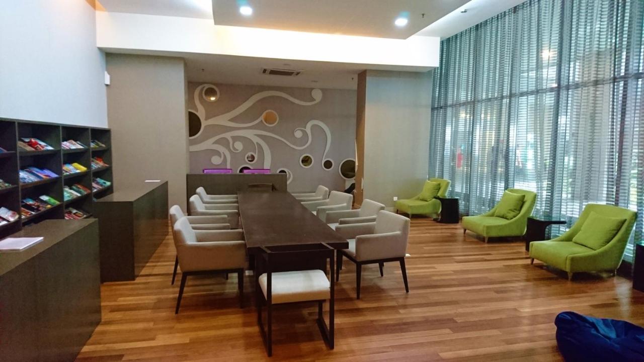 Regalia Suites Infinity Pool Κουάλα Λουμπούρ Εξωτερικό φωτογραφία